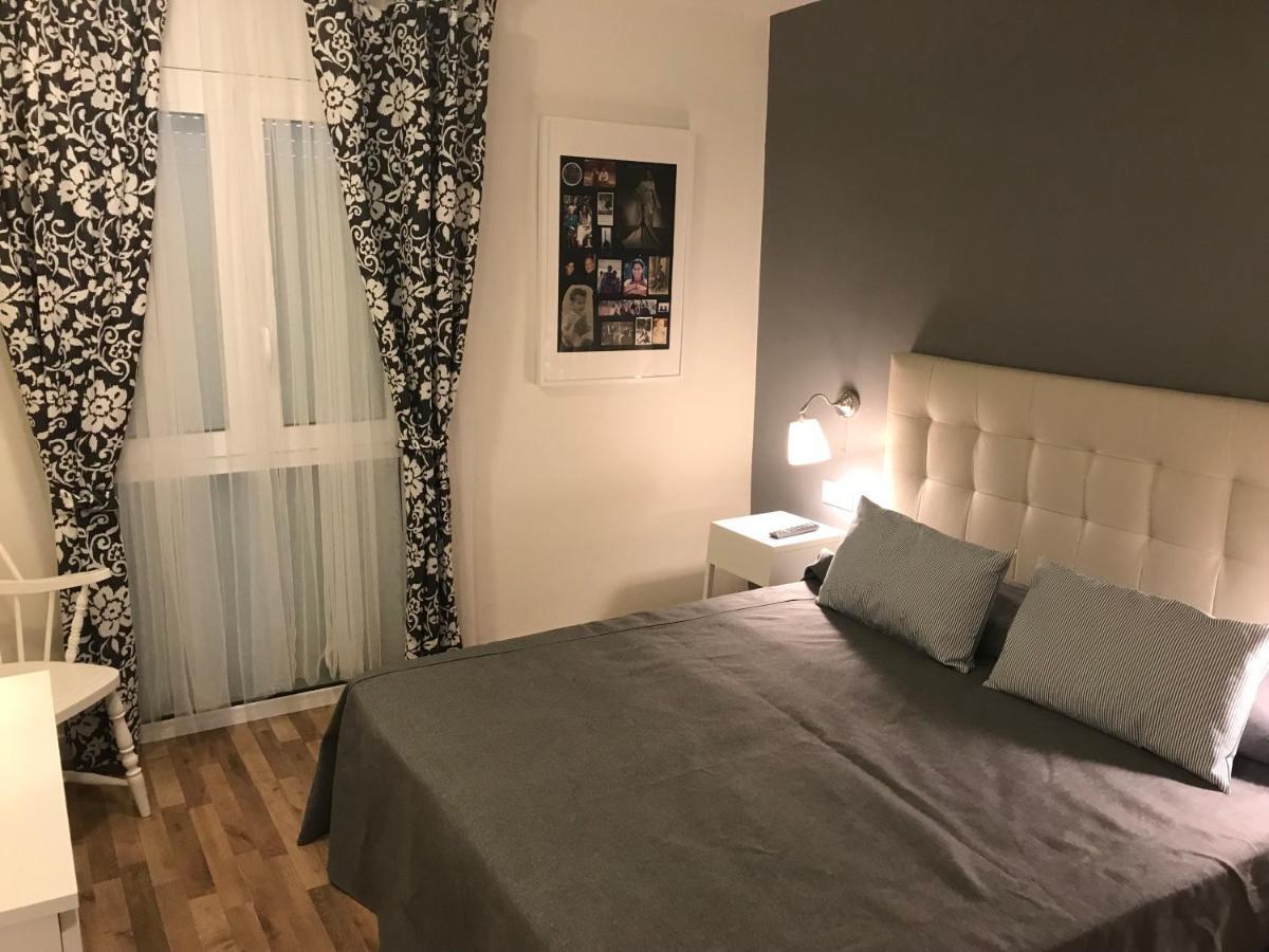 Mas Pinell Viu Be Apartment Torroella De Montgri Luaran gambar